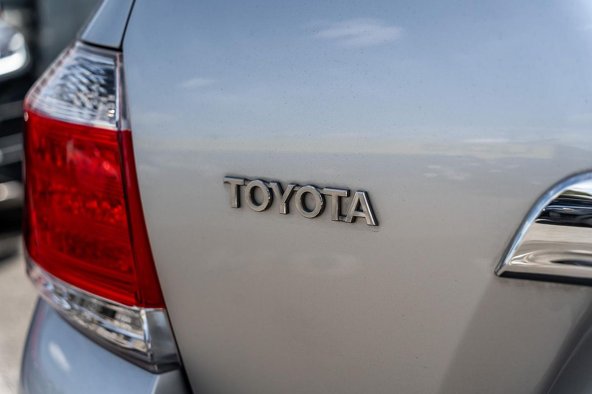 2013 Toyota Kluger Grande GSU45R
