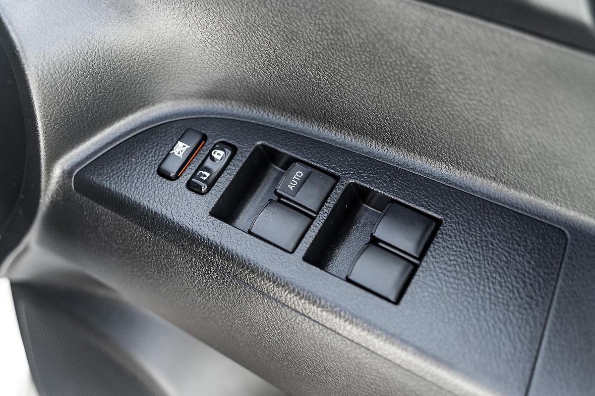2013 Toyota Kluger Grande GSU45R
