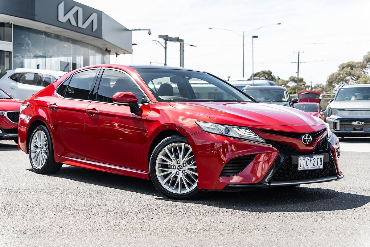2018 Toyota Camry SL GSV70R