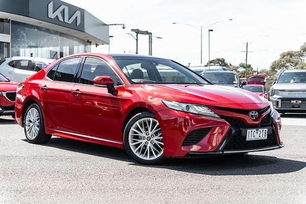 2018 Toyota Camry SL GSV70R