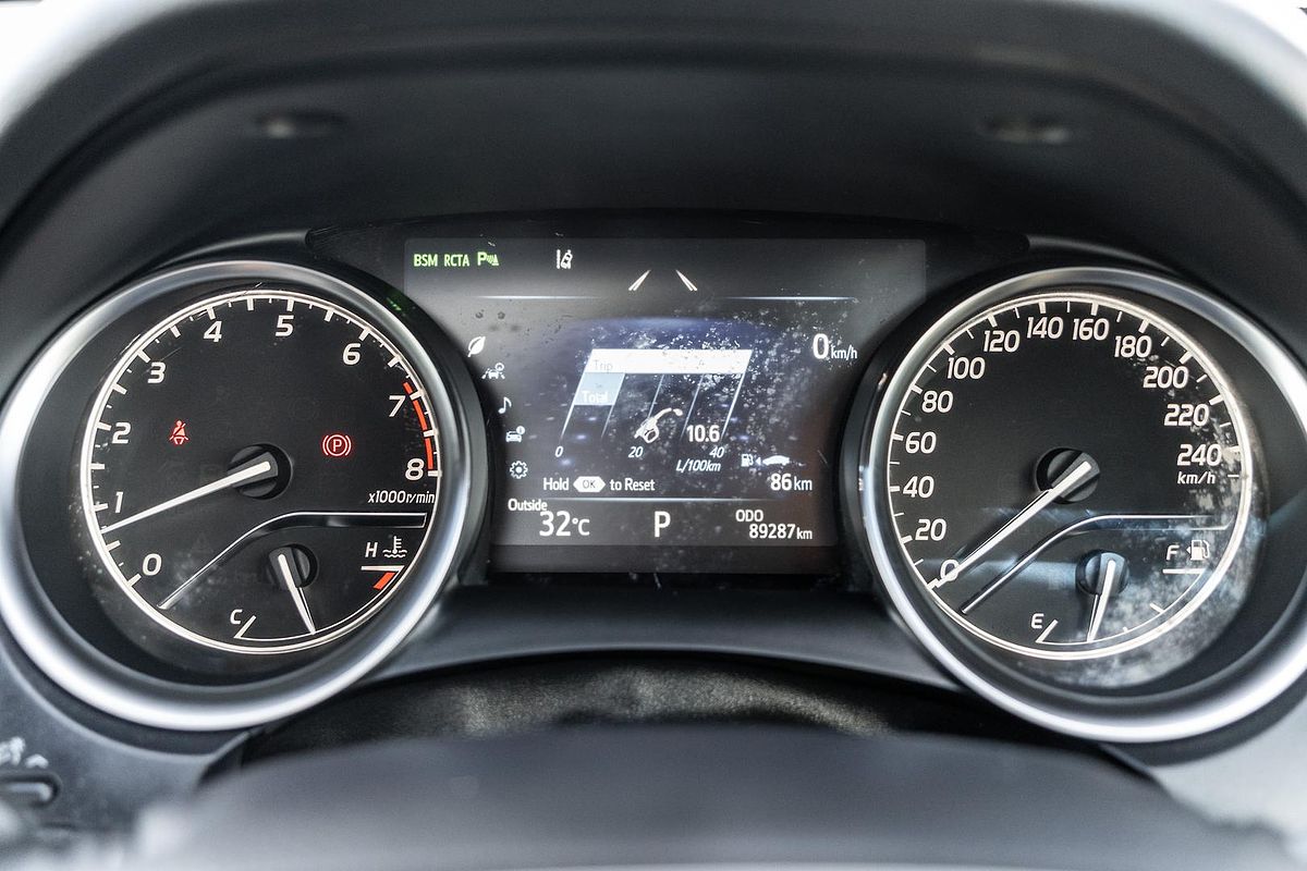 2018 Toyota Camry SL GSV70R