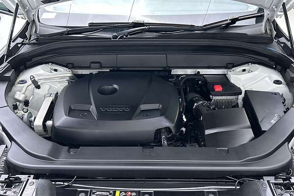 2019 Volvo XC60 T5 Momentum
