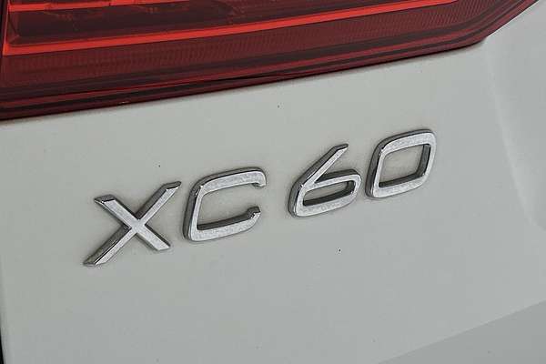 2019 Volvo XC60 T5 Momentum