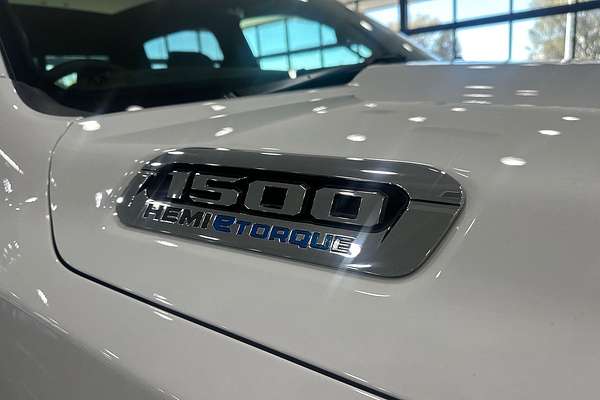 2024 RAM 1500 Laramie DT 4X4 SWB