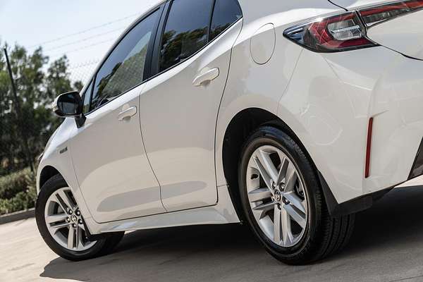 2022 Toyota Corolla Ascent Sport Hybrid ZWE211R
