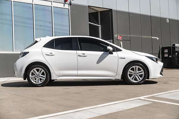 2022 Toyota Corolla Ascent Sport Hybrid ZWE211R