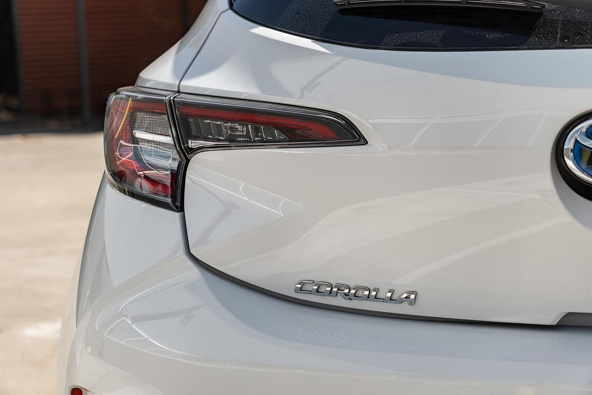 2022 Toyota Corolla Ascent Sport Hybrid ZWE211R