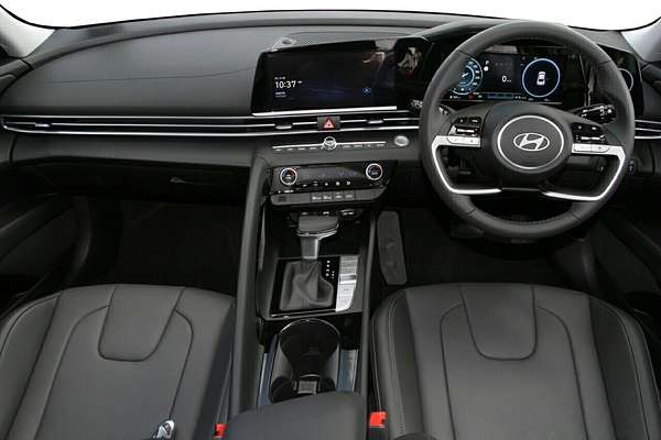 2024 Hyundai i30 Elite Hybrid CN7.V2