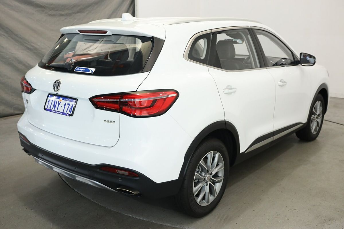 2023 MG HS Vibe SAS23