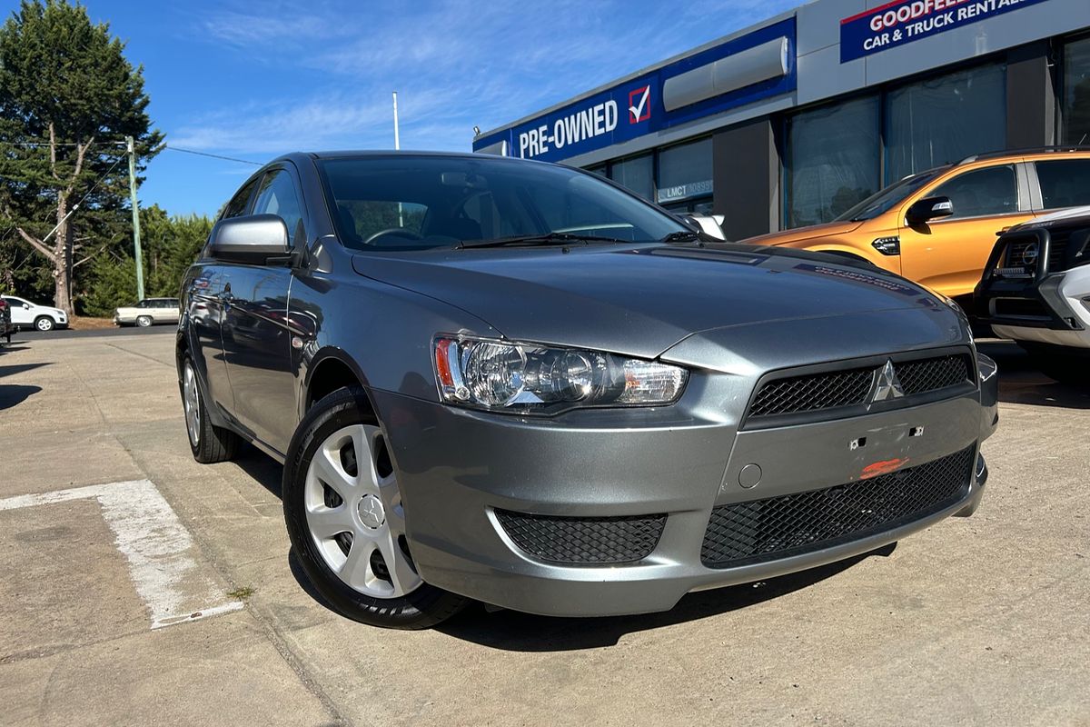 2013 Mitsubishi Lancer ES CJ