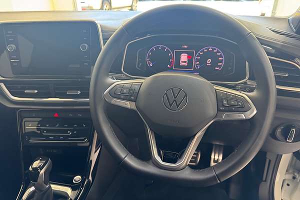 2024 Volkswagen T-Roc 140TSI R-Line D11