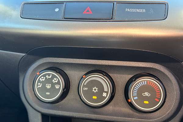 2013 Mitsubishi Lancer ES CJ