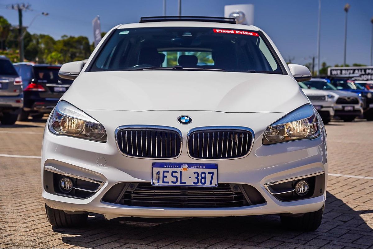 2015 BMW 2 Series 218i Sport Line F45