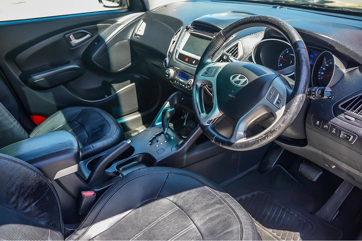 2013 Hyundai ix35 Highlander LM2