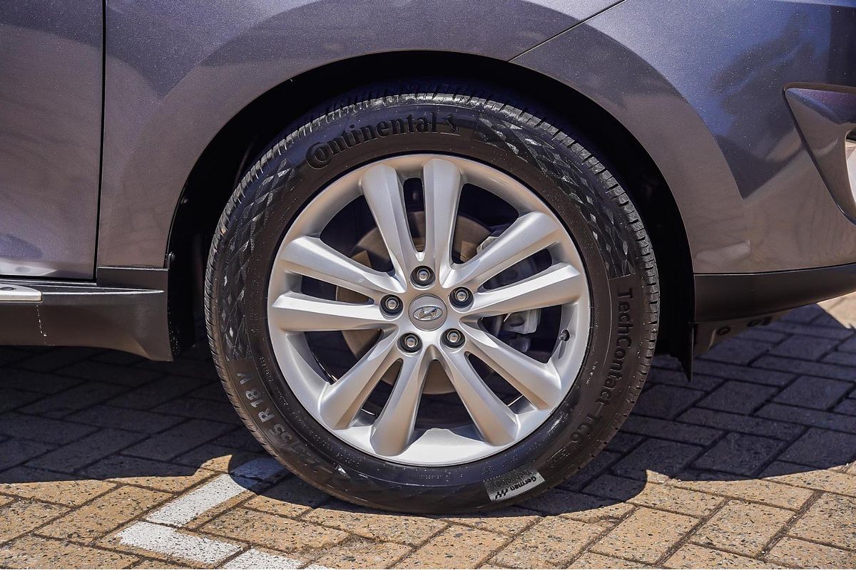 2013 Hyundai ix35 Highlander LM2
