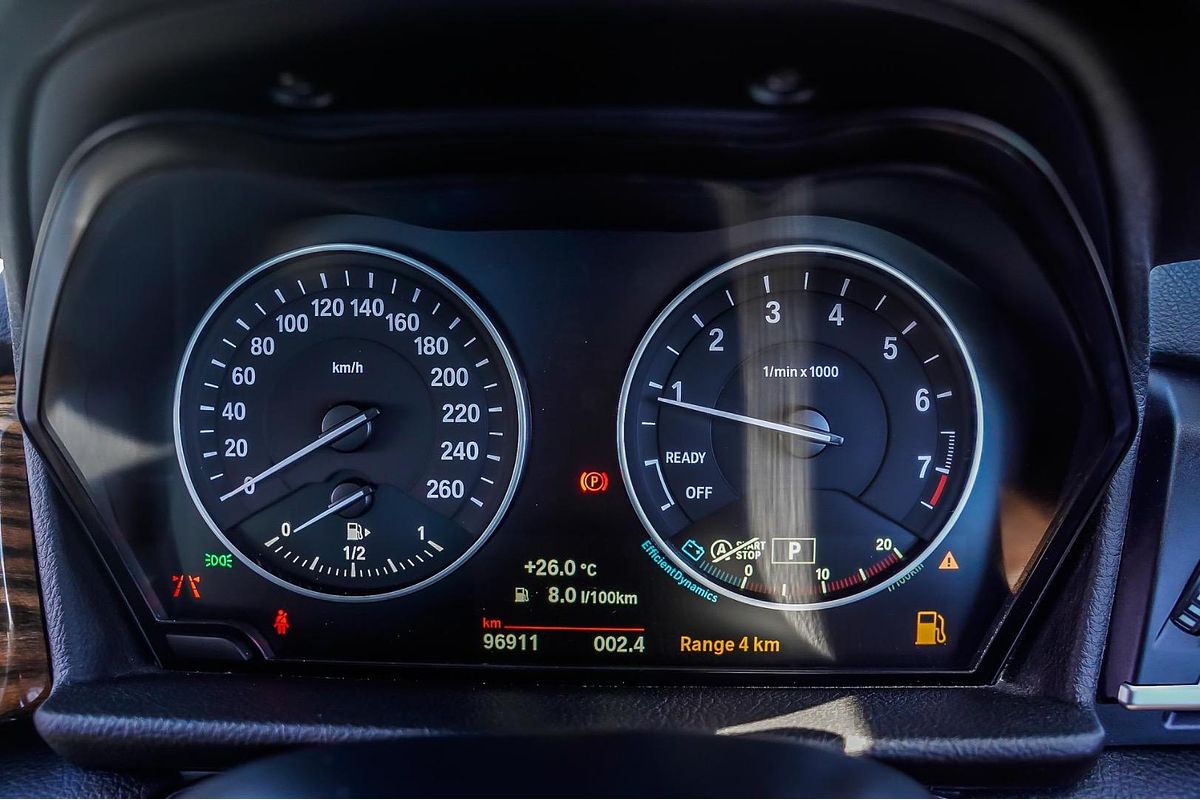 2015 BMW 2 Series 218i Sport Line F45