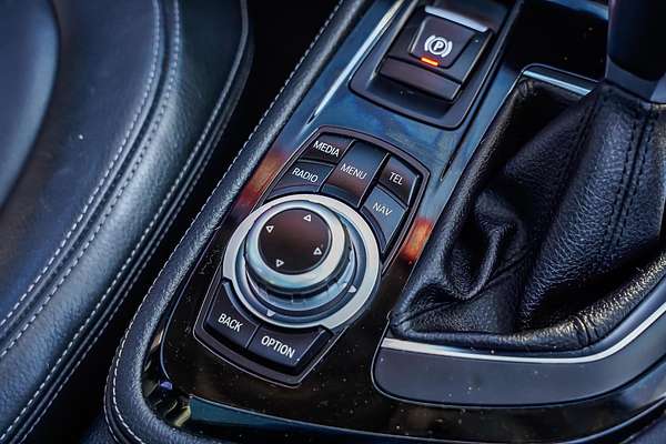 2015 BMW 2 Series 218i Sport Line F45