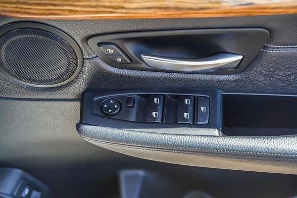 2015 BMW 2 Series 218i Sport Line F45