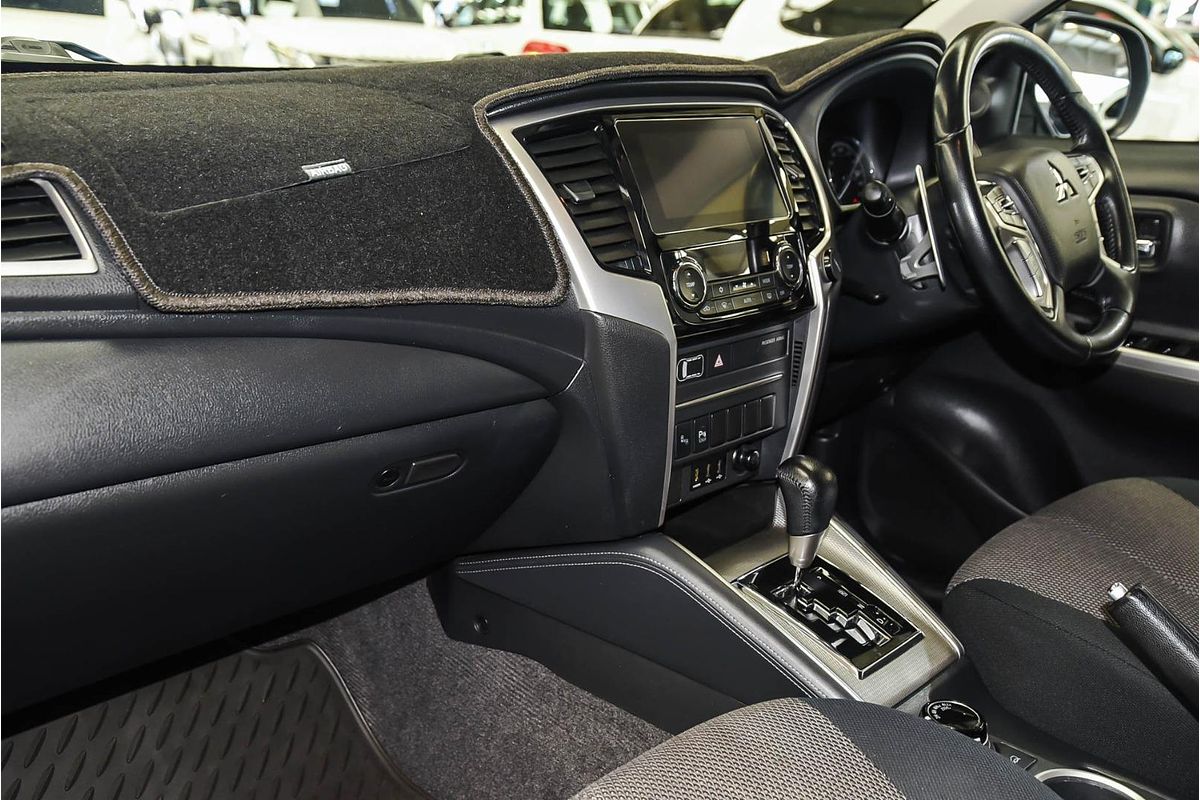 2019 Mitsubishi Triton GLS MR 4X4