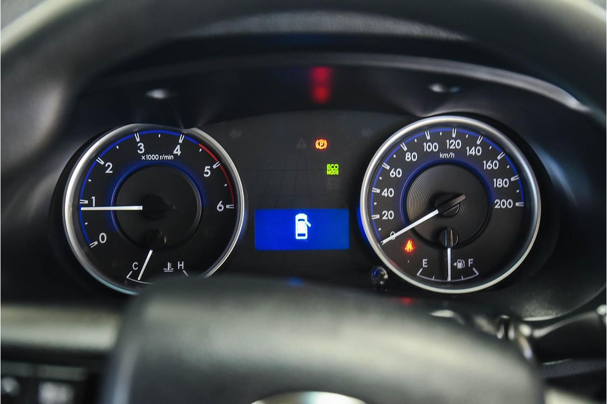 2019 Toyota Hilux SR GUN126R 4X4