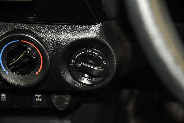 2019 Toyota Hilux SR GUN126R 4X4