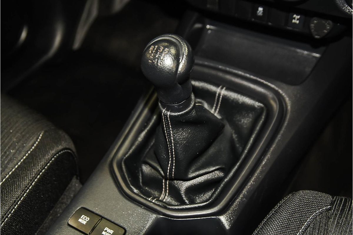 2019 Toyota Hilux SR GUN126R 4X4