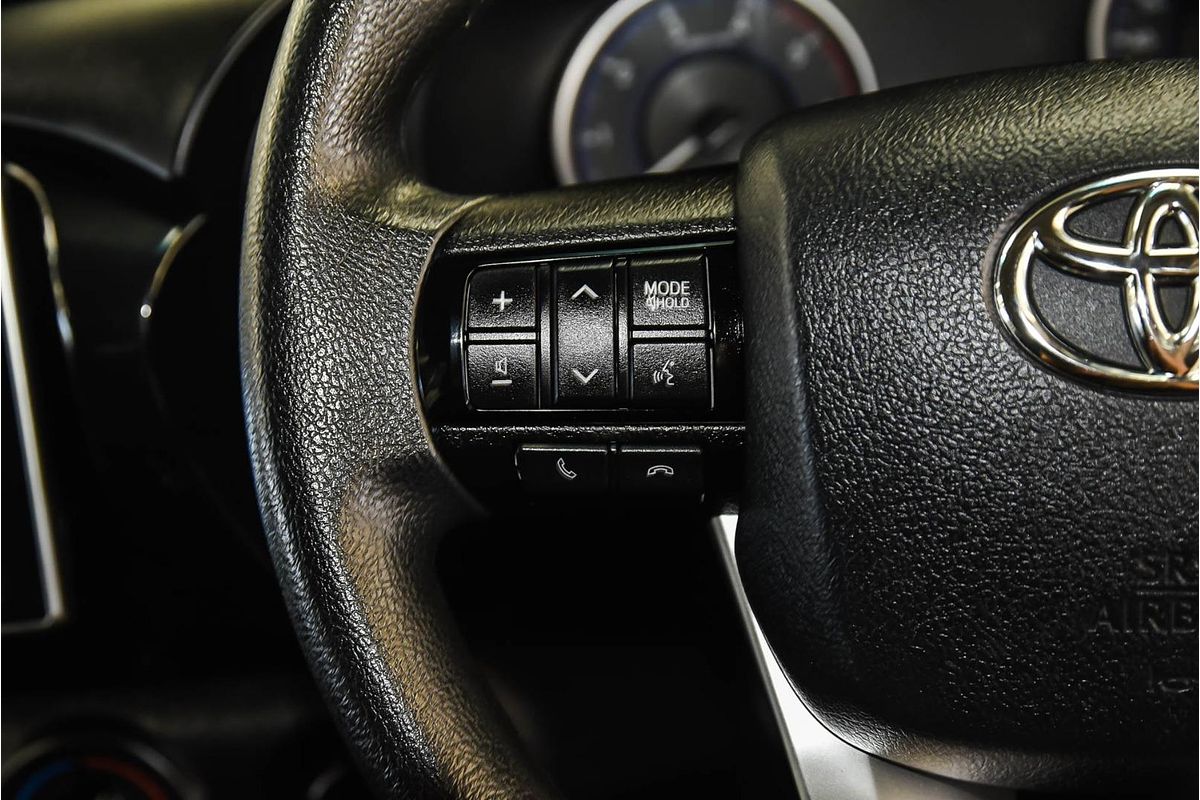 2019 Toyota Hilux SR GUN126R 4X4