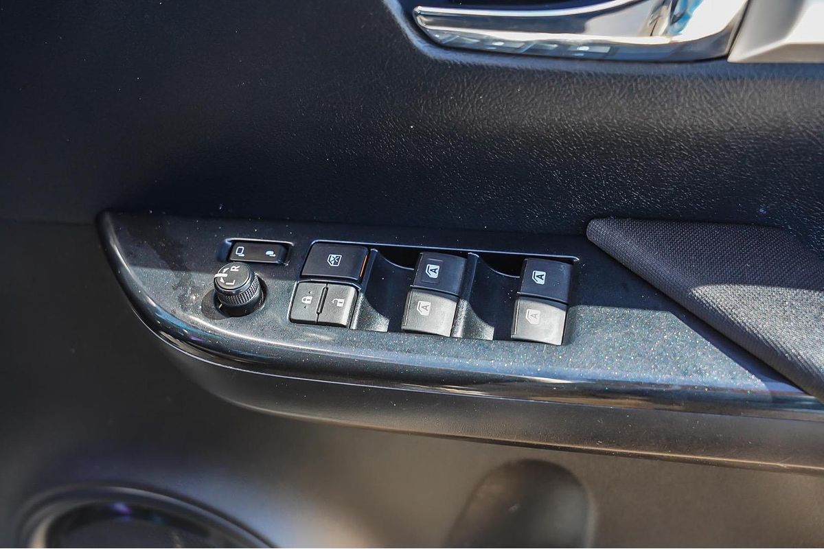 2022 Toyota Hilux SR5 GUN126R 4X4