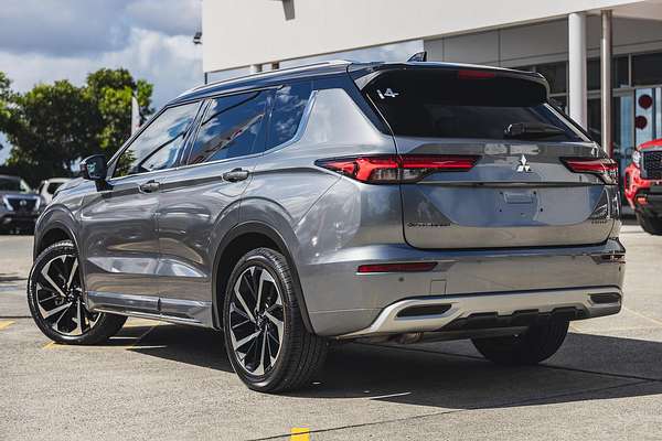 2023 Mitsubishi Outlander Exceed Tourer ZM