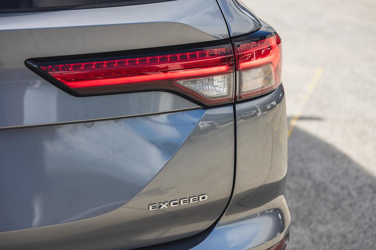 2023 Mitsubishi Outlander Exceed Tourer ZM