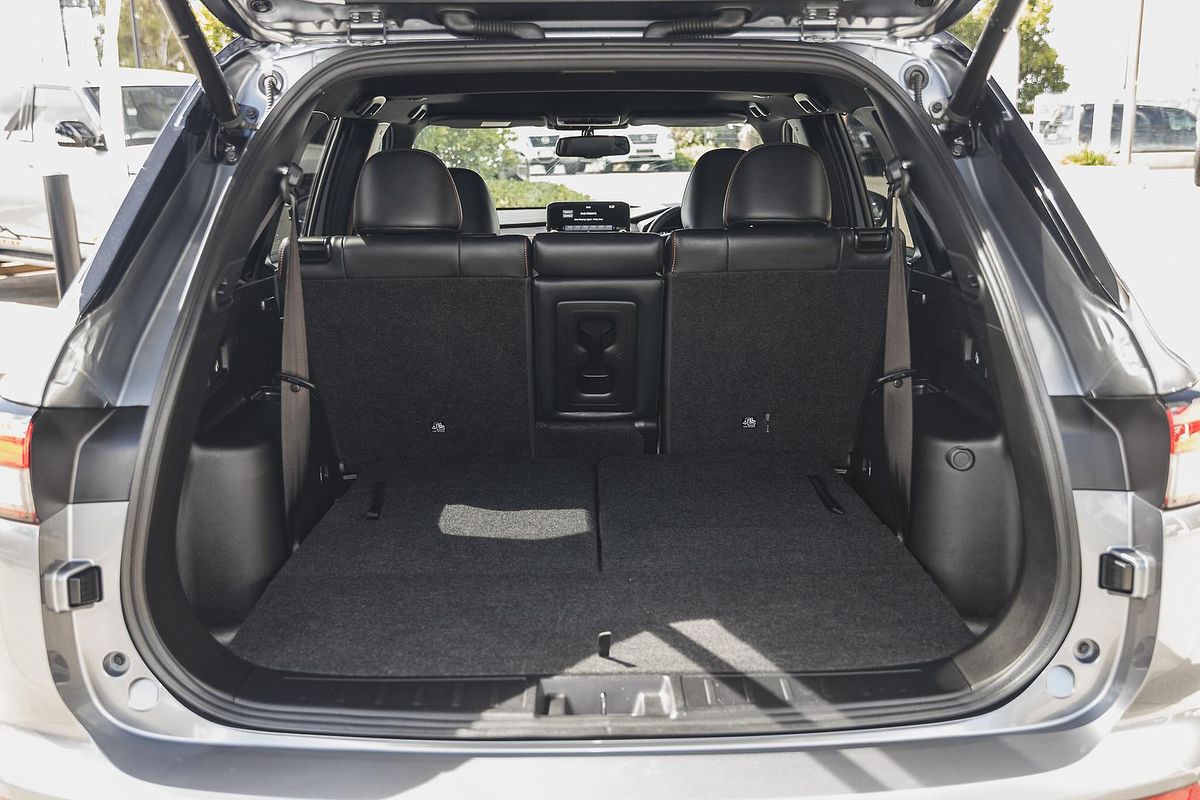 2023 Mitsubishi Outlander Exceed Tourer ZM