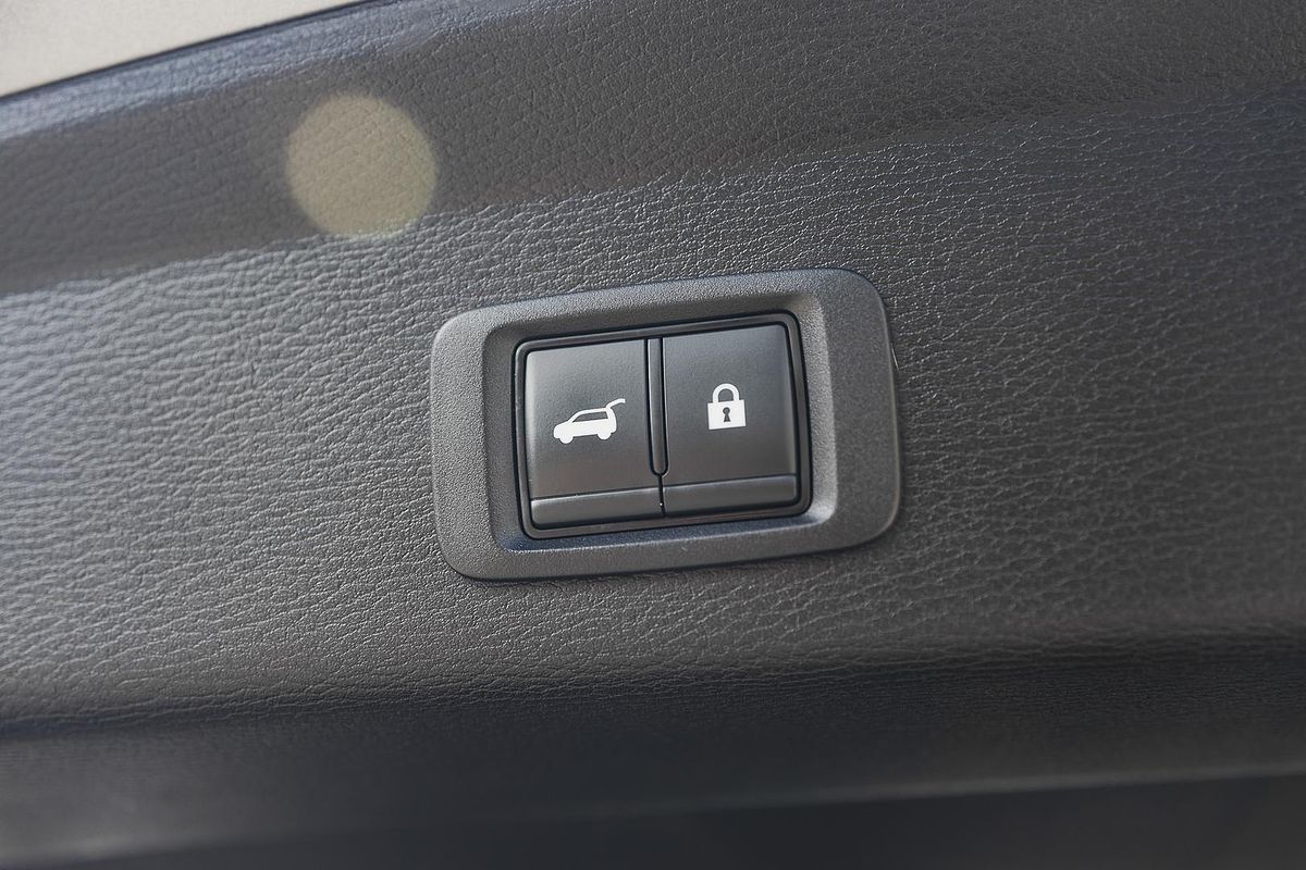 2023 Mitsubishi Outlander Exceed Tourer ZM