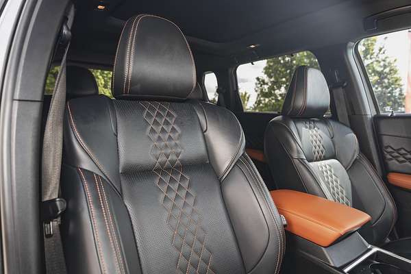 2023 Mitsubishi Outlander Exceed Tourer ZM