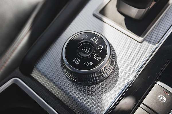 2023 Mitsubishi Outlander Exceed Tourer ZM