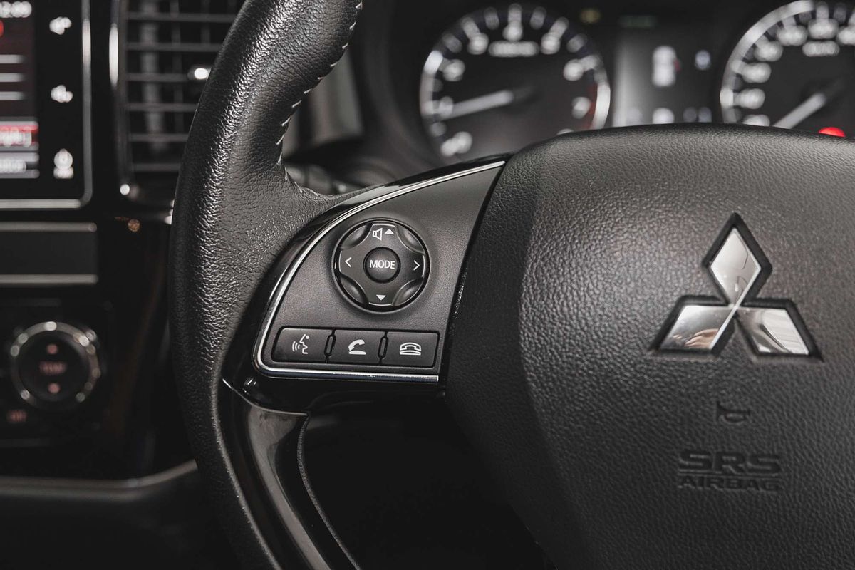 2018 Mitsubishi Outlander ES ADAS ZL