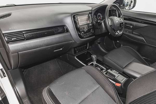 2018 Mitsubishi Outlander ES ADAS ZL