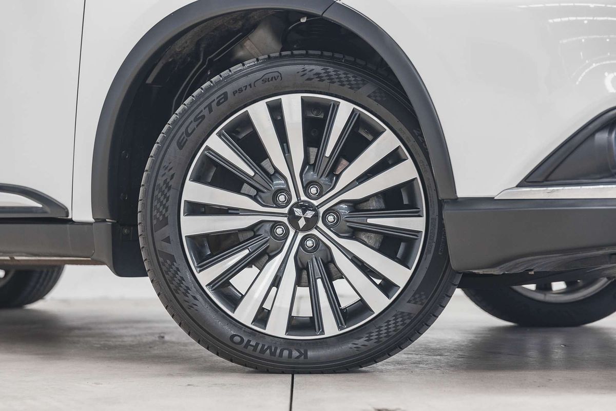 2018 Mitsubishi Outlander ES ADAS ZL