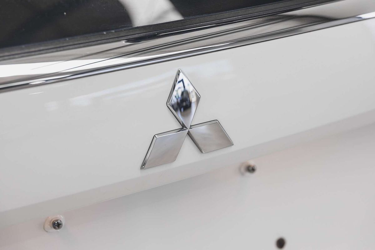 2018 Mitsubishi Outlander ES ADAS ZL