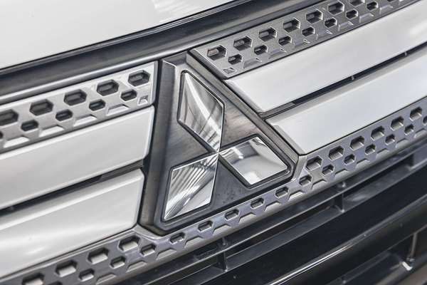 2018 Mitsubishi Outlander ES ADAS ZL