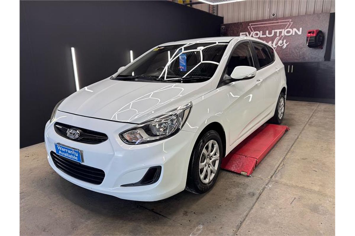 2013 Hyundai ACCENT ACTIVE RB