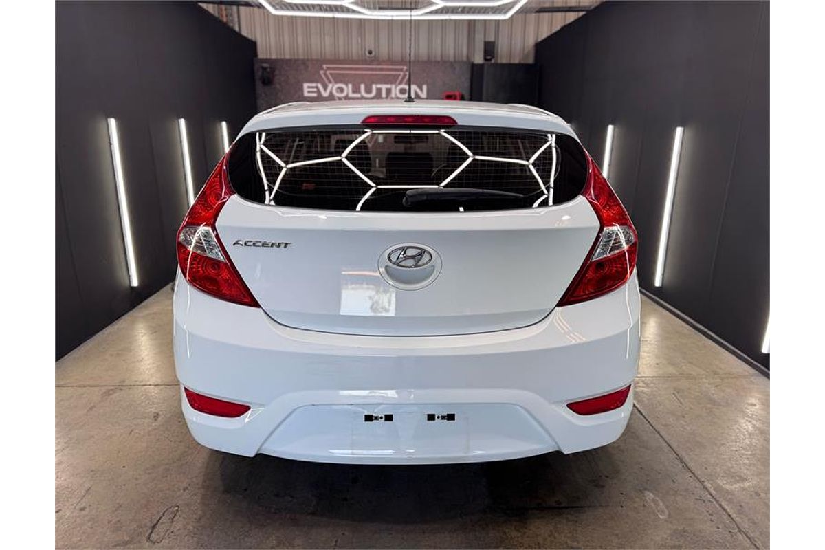2013 Hyundai ACCENT ACTIVE RB