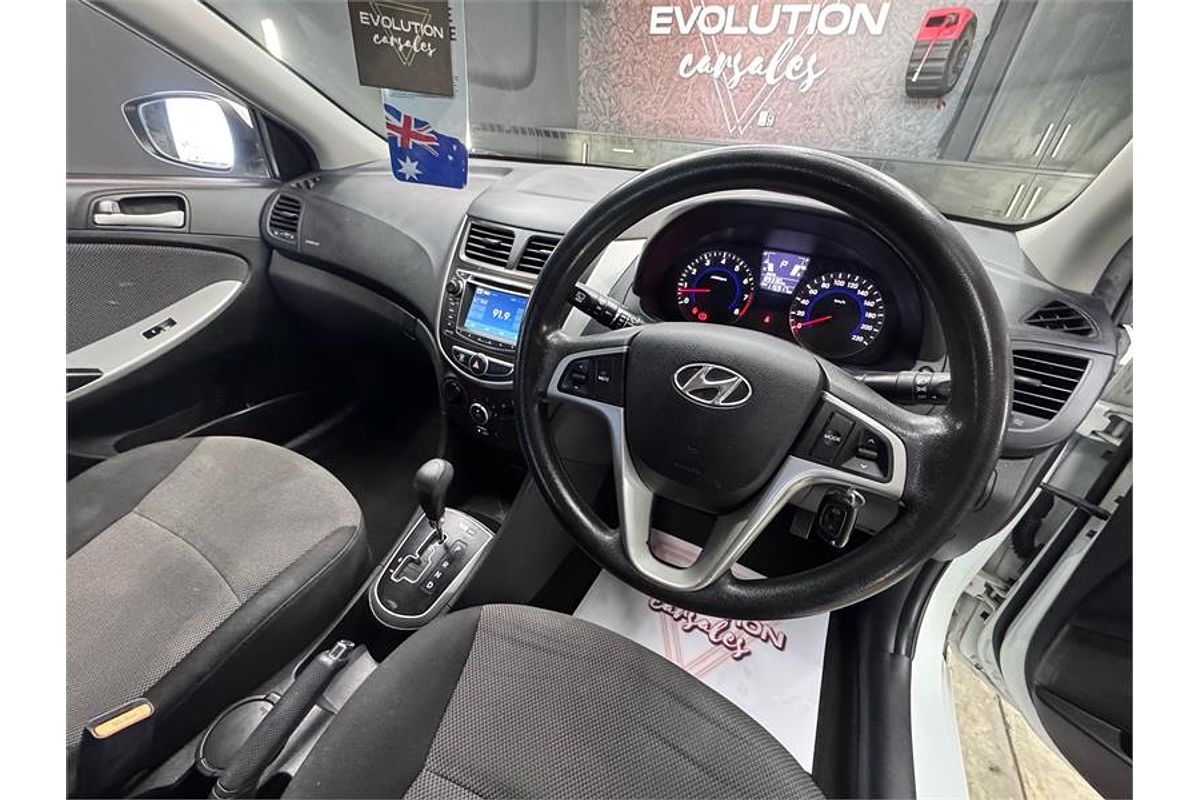 2013 Hyundai ACCENT ACTIVE RB