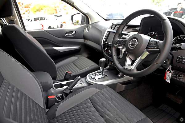 2024 Nissan Navara Black Edition D23 4X4