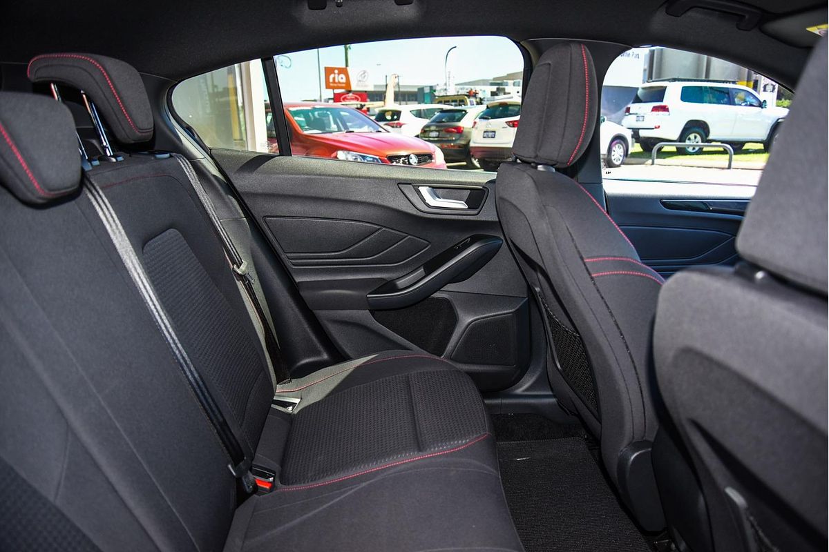 2019 Ford Focus ST-Line SA