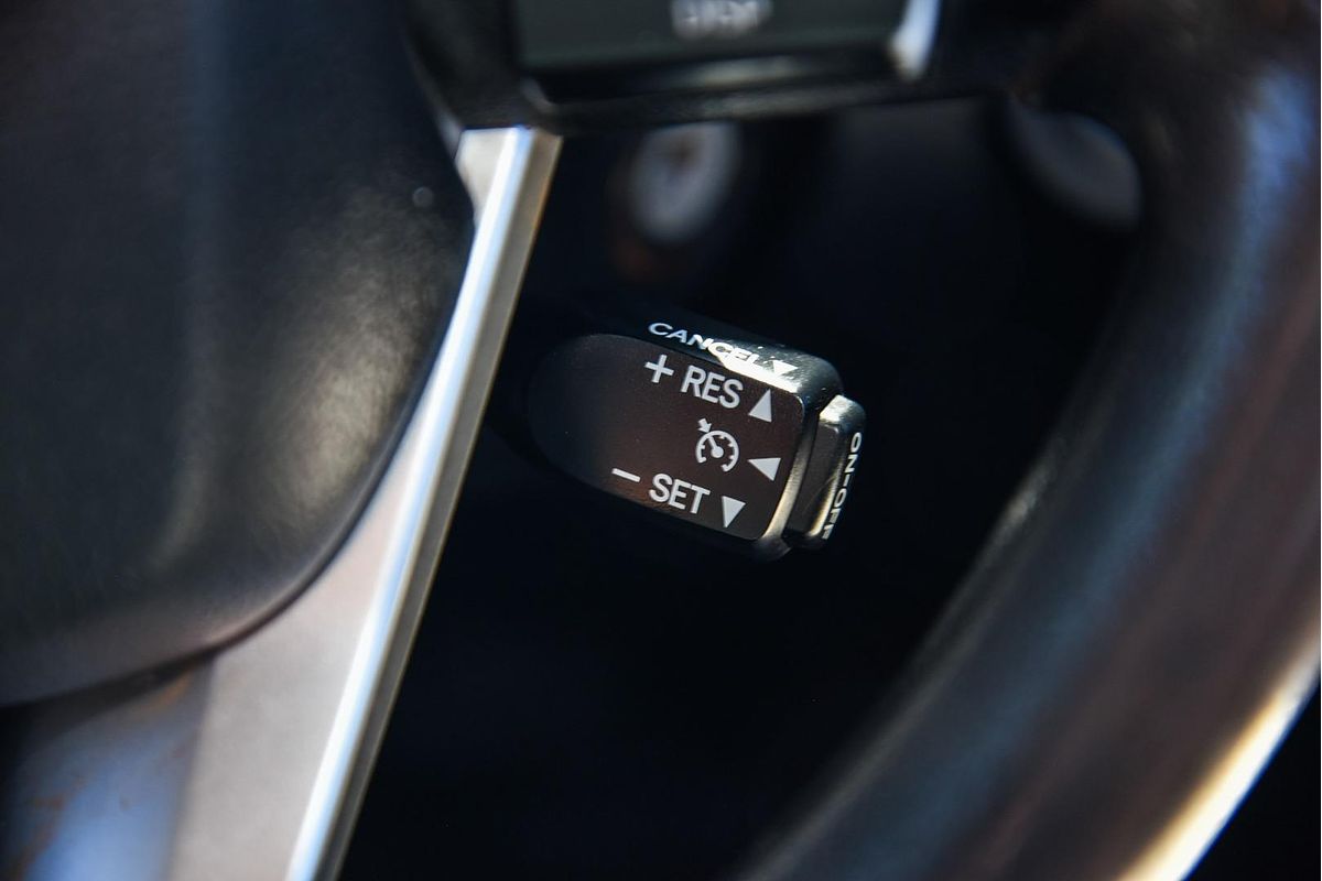 2019 Toyota Hilux SR GUN126R 4X4