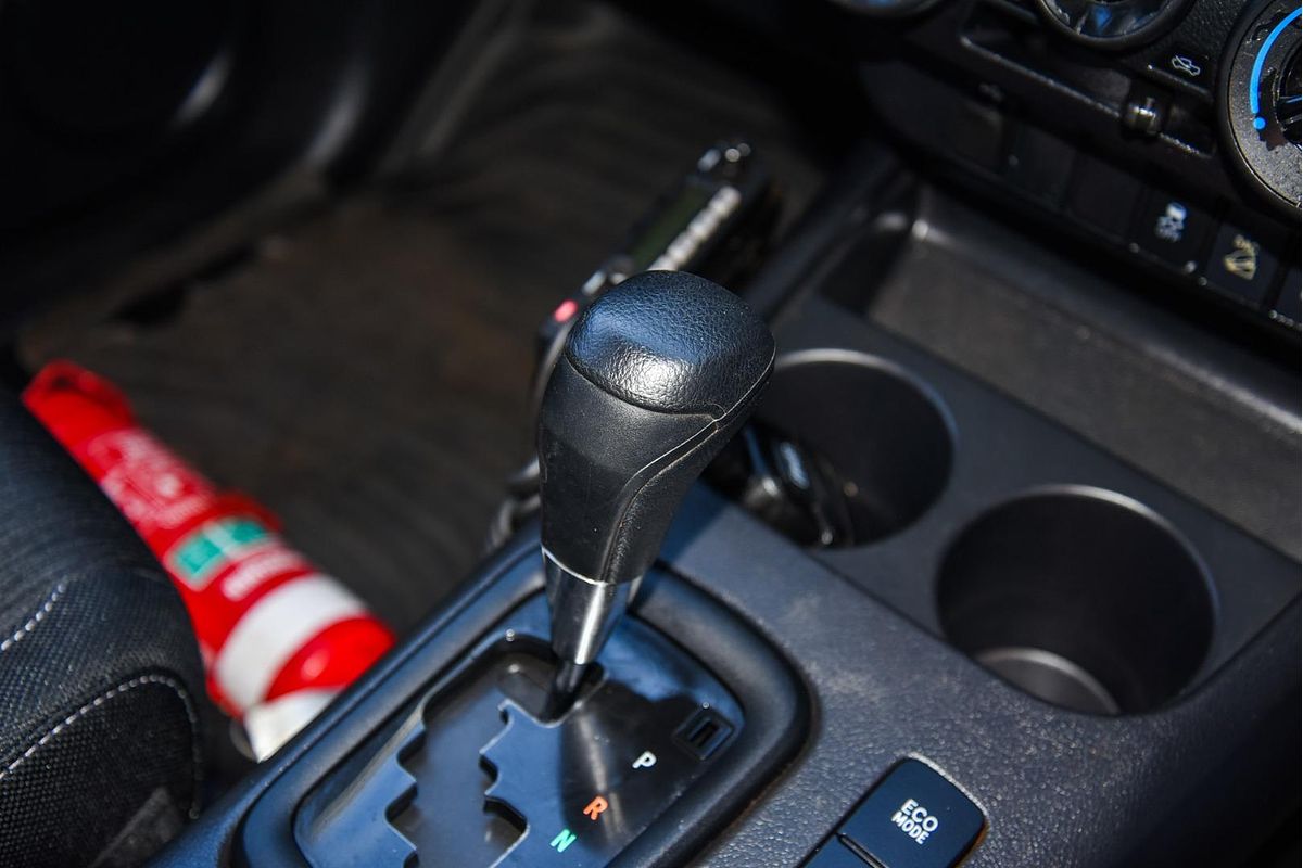 2019 Toyota Hilux SR GUN126R 4X4