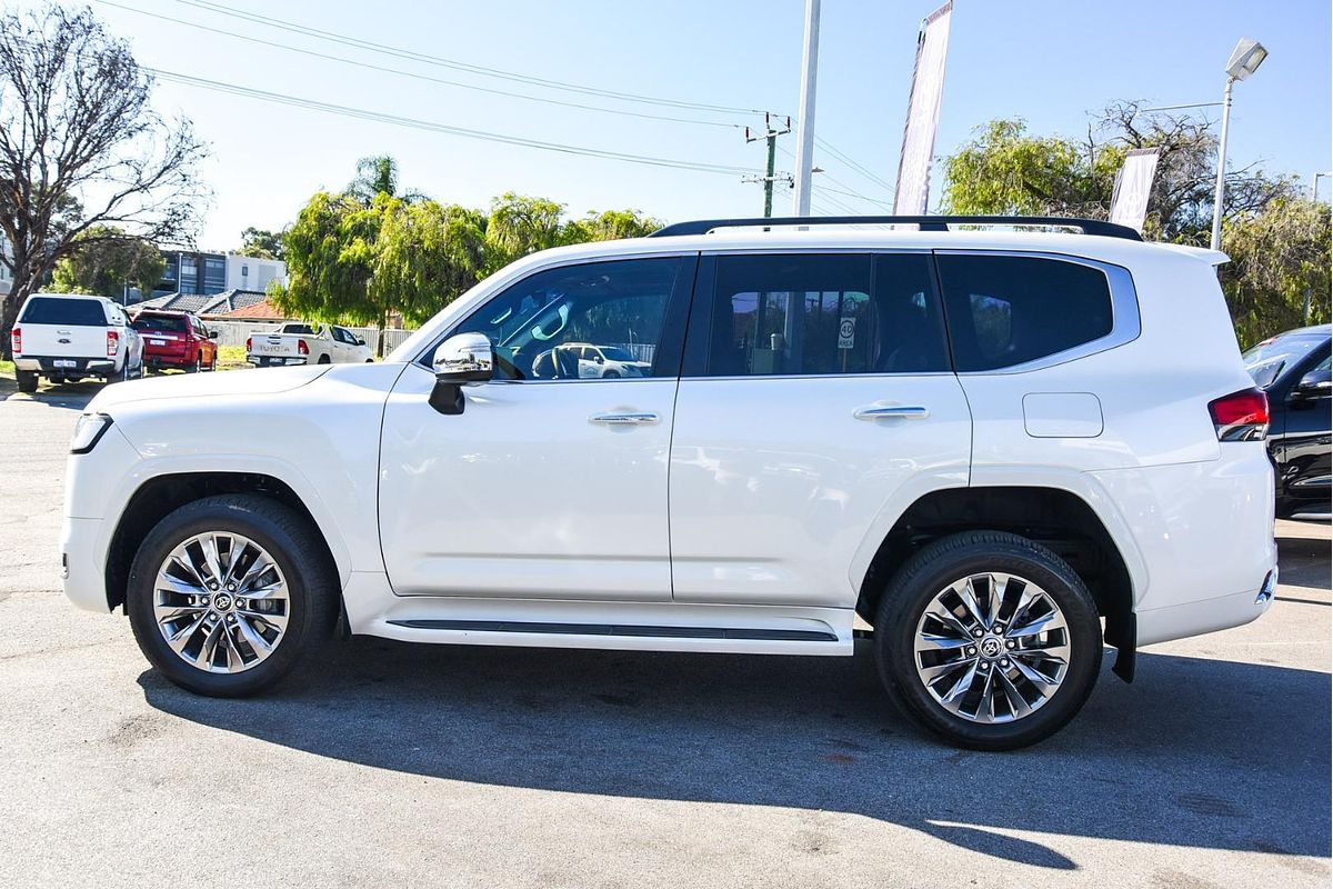 2022 Toyota Landcruiser Sahara ZX FJA300R