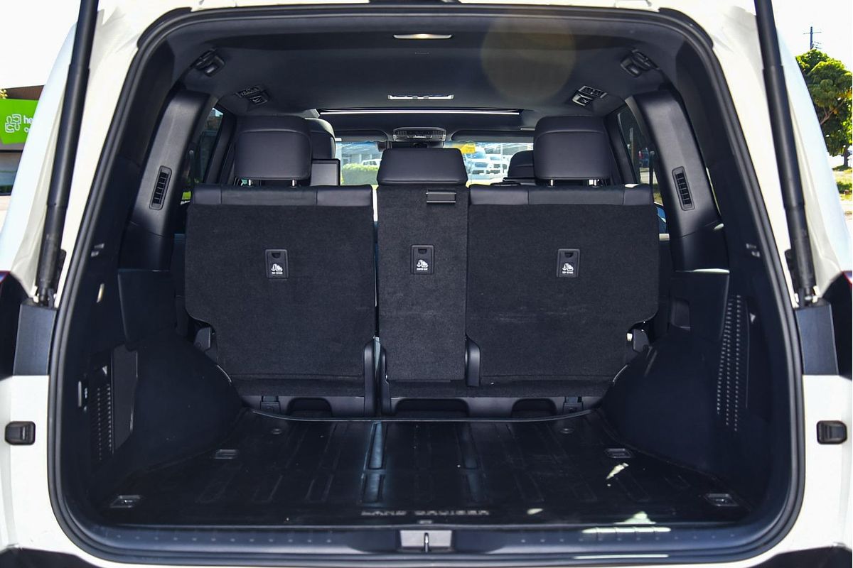 2022 Toyota Landcruiser Sahara ZX FJA300R