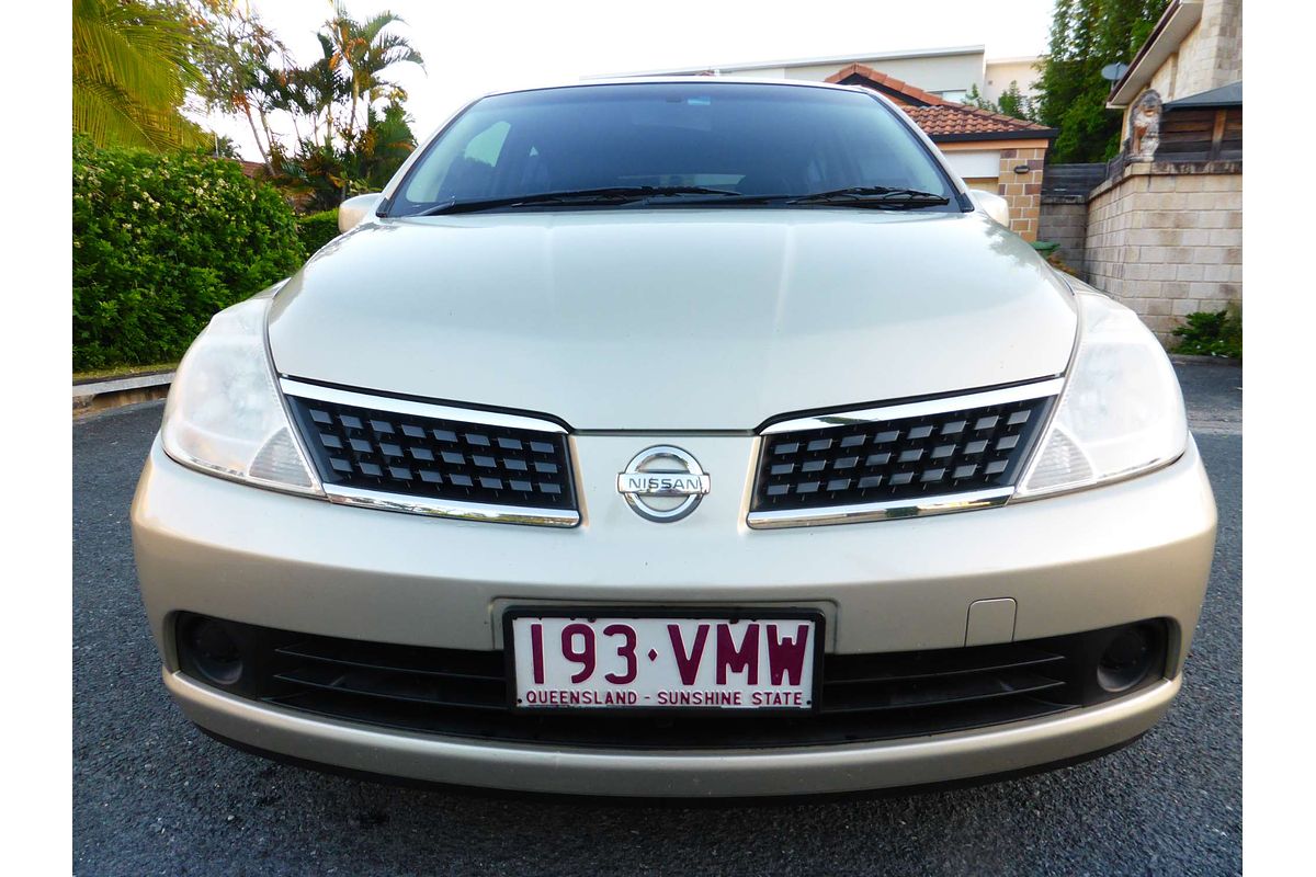 2009 Nissan Tiida ST C11