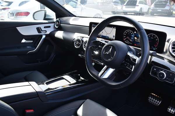 2024 Mercedes-Benz A-Class A250 V177